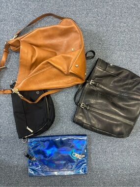 Storage Unit Clear Out Women’s bag bundle